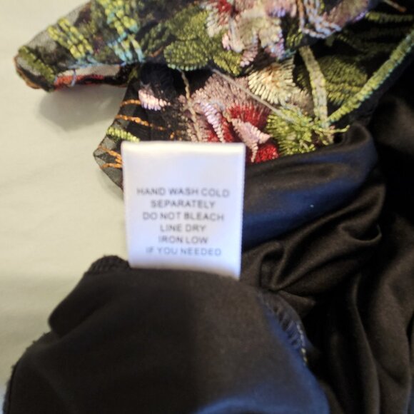 Forever 21 Black Floral Embroidered Sleeveless Sheer Mesh Dress-Size MEDIUM - Picture 8 of 9